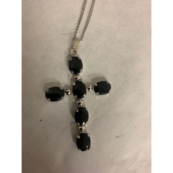 Vintage Genuine Onyx and Sterling Silver Cross, Cross Necklace - Picture 5 of 8